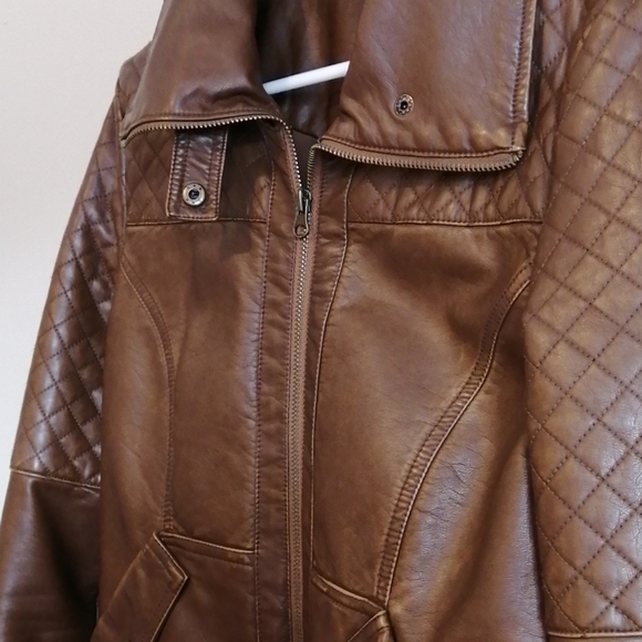 Ripcurl Leather Jacket (faux) - Picture 3 of 4